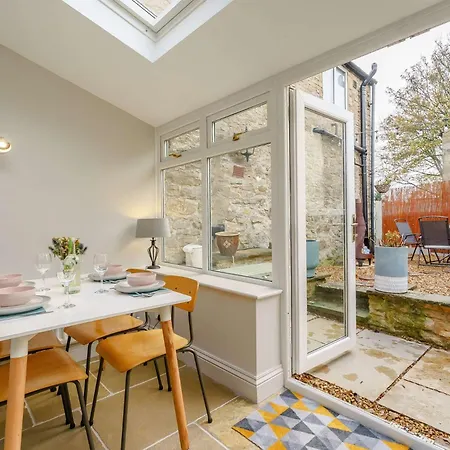 2 Bed In 90435 Holiday home