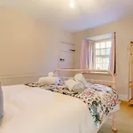 2 Bed In Oc-90435