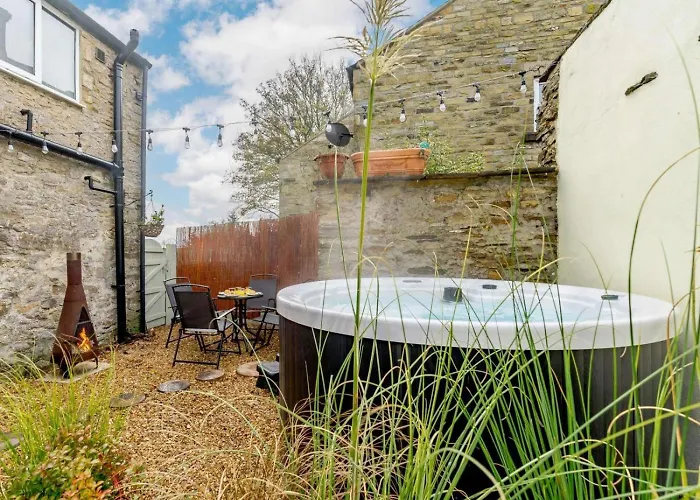 2 Bed In Oc-90435 * Richmond (North Yorkshire)